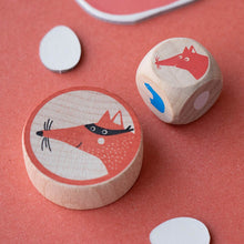 Charger l'image dans la galerie, Jeu de société Pocket - Cluck, Cluck! The Fox!
