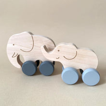 Charger l'image dans la galerie, Animal en Bois - Maman et Bébé Eléphant