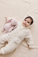 Charger l'image dans la galerie, Peluche Lapin Penelope Blossom - 30cm
