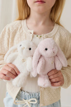 Charger l'image dans la galerie, Peluche Lapin Penelope Marshmallow - 15cm