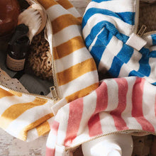 Charger l'image dans la galerie, Trousse de toilette Rayures Strawberry - Eponge
