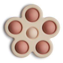 Charger l'image dans la galerie, Fleur Pop It - Rose/Blush/Shifting Sand