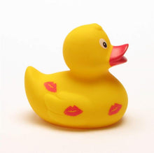 Charger l'image dans la galerie, Canard de bain - Le Bisous
