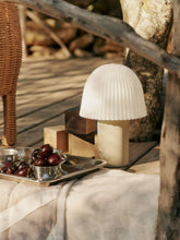 Charger l'image dans la galerie, Lampe rechargeable Fill - Cashmere
