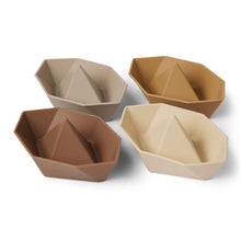 Charger l'image dans la galerie, Lot de 4 bateaux en silicone Asger - Naturel
