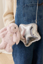 Charger l'image dans la galerie, Porte-Clés Peluche Lapin Penelope Blossom
