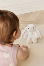 Charger l'image dans la galerie, Peluche Lapin Penelope Marshmallow - 15cm
