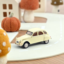 Charger l'image dans la galerie, Citroën 2 CV Beige
