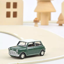 Charger l'image dans la galerie, Mini Cooper S - Vert amande
