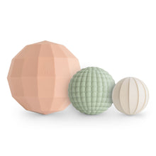Charger l'image dans la galerie, Lot de 3 balles sensorielles - Blush
