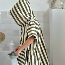 Charger l'image dans la galerie, Poncho de Bain Suzon - Kaki (4/6 ans)

