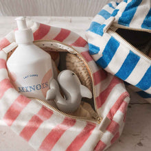 Charger l'image dans la galerie, Trousse de toilette Rayures Strawberry - Eponge
