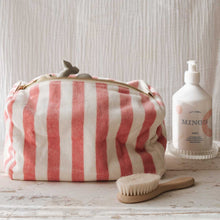 Charger l'image dans la galerie, Trousse de toilette Rayures Strawberry - Eponge
