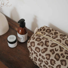 Charger l'image dans la galerie, Trousse de toilette Léopard Naturel
