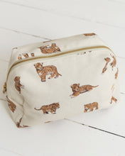 Charger l'image dans la galerie, Trousse de toilette Jade - Tigre Sauge
